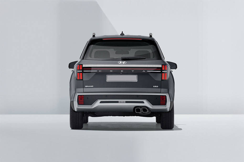 Full Rear View of هيونداي كريتا جراند Full Rear View of هيونداي كريتا جراند