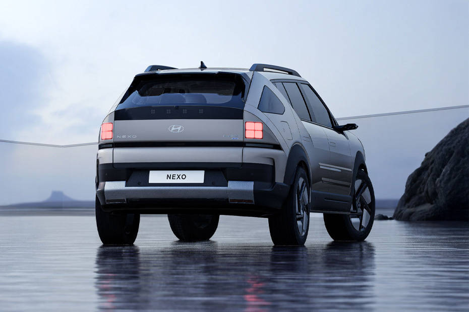 نيكسو Rear angle view نيكسو Rear angle view