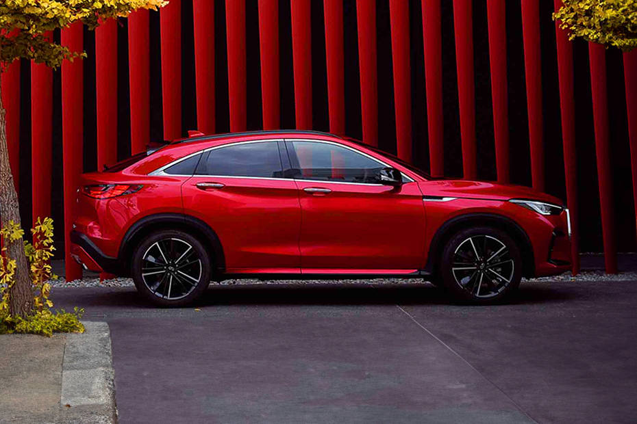 إنفينيتي QX55 Drivers Sideview إنفينيتي QX55 Drivers Sideview