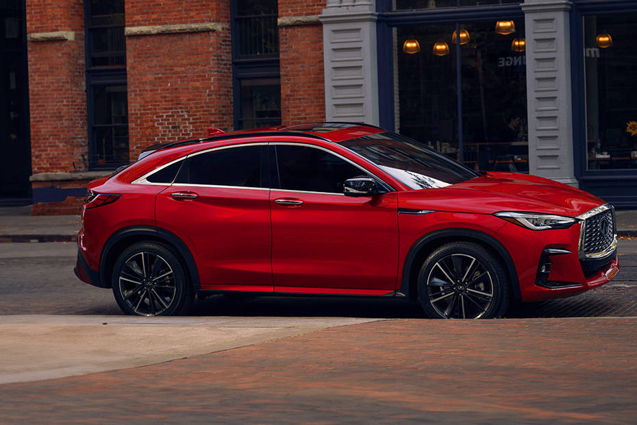 إنفينيتي QX55 Front Cross Side View إنفينيتي QX55 Front Cross Side View