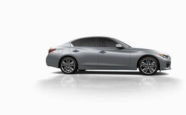 Q50 Hybrid Side view Q50 Hybrid Side view