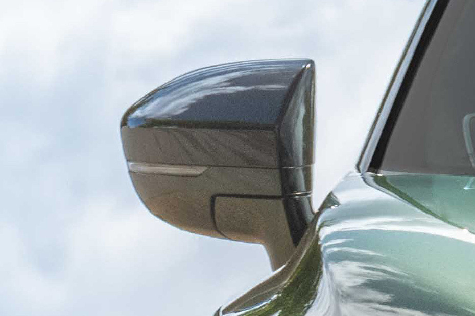 Infiniti QX60 2026 Drivers Side Mirror Front Angle Infiniti QX60 2026 Drivers Side Mirror Front Angle