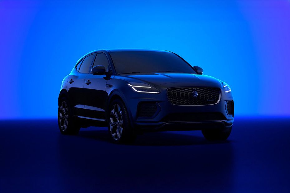 جاكوار إي-بايس Front Medium View جاكوار إي-بايس Front Medium View