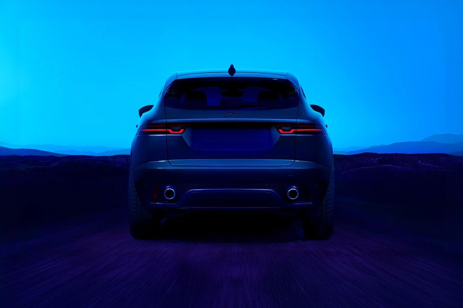 إي-بايس Rear angle view إي-بايس Rear angle view