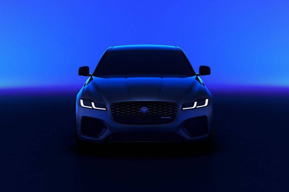 جاكوار XF 2.0L SALOON R‑DYNAMIC BLACK Edition RWD AT 2025 العربيةالسعودية