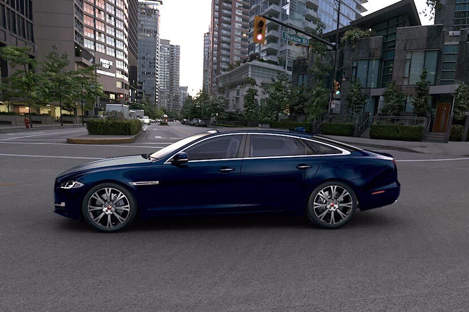 XJ Side view XJ Side view