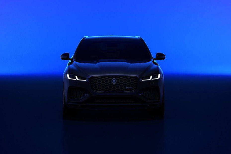 جاكوار إف-بايس Front Medium View جاكوار إف-بايس Front Medium View