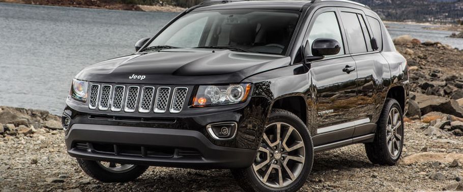 Jeep Compass (2012-2021) Front Angle High View Jeep Compass (2012-2021) Front Angle High View