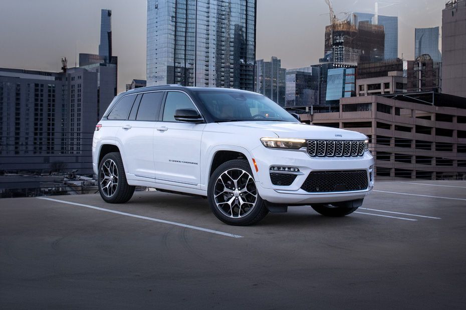 Jeep Grand Cherokee Front Medium View Jeep Grand Cherokee Front Medium View