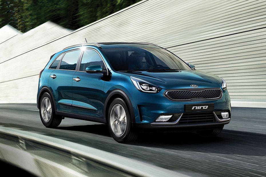 KIA Niro Plus Front Cross Side View KIA Niro Plus Front Cross Side View