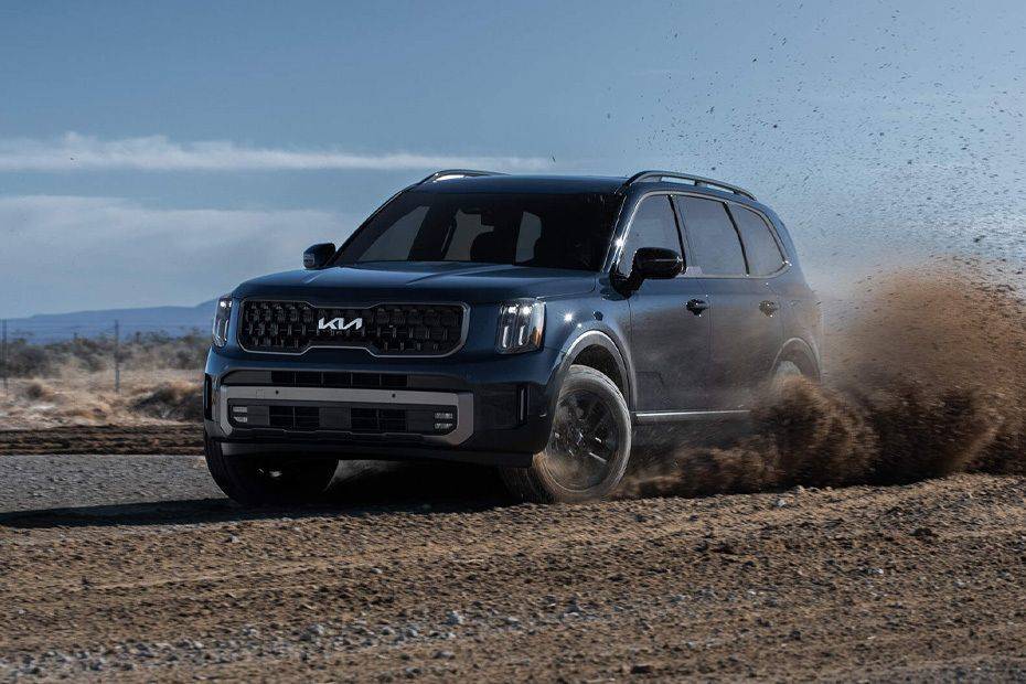 كيا تيلورايد Front Cross Side View كيا تيلورايد Front Cross Side View