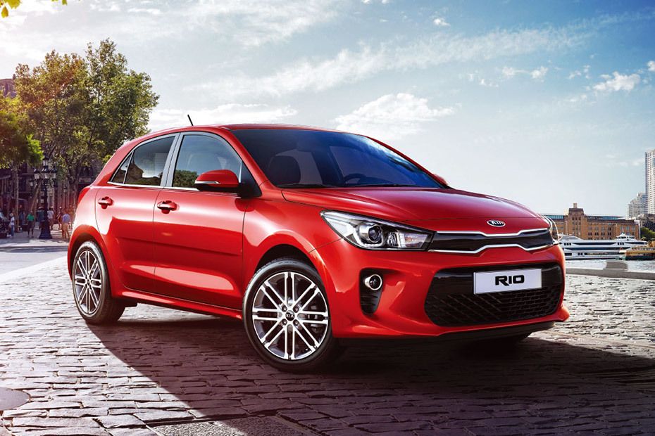 KIA Rio 5-Door Front Cross Side View KIA Rio 5-Door Front Cross Side View