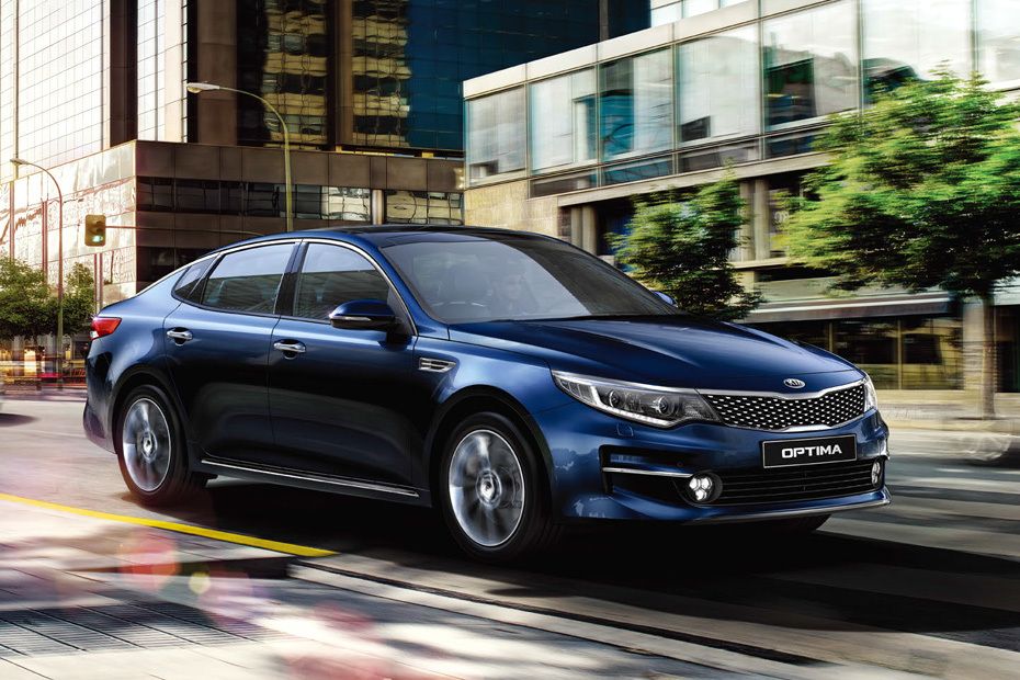 KIA Optima (2012-2021) Front Cross Side View KIA Optima (2012-2021) Front Cross Side View
