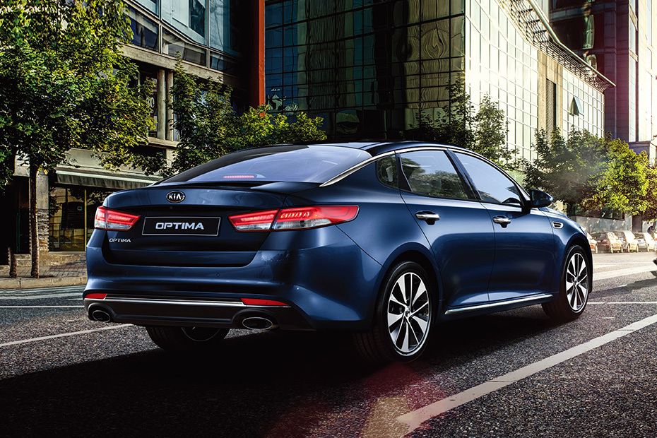 Optima (2012-2021) Rear Low Angle View Optima (2012-2021) Rear Low Angle View