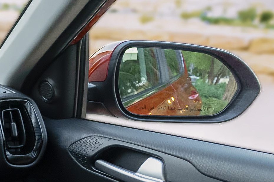 KIA Sonet Drivers Side Mirror Front Angle KIA Sonet Drivers Side Mirror Front Angle