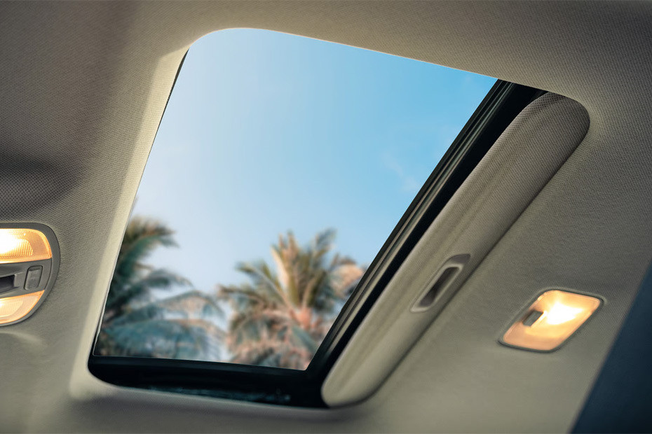 KIA Sonet Sunroof Moonroof KIA Sonet Sunroof Moonroof