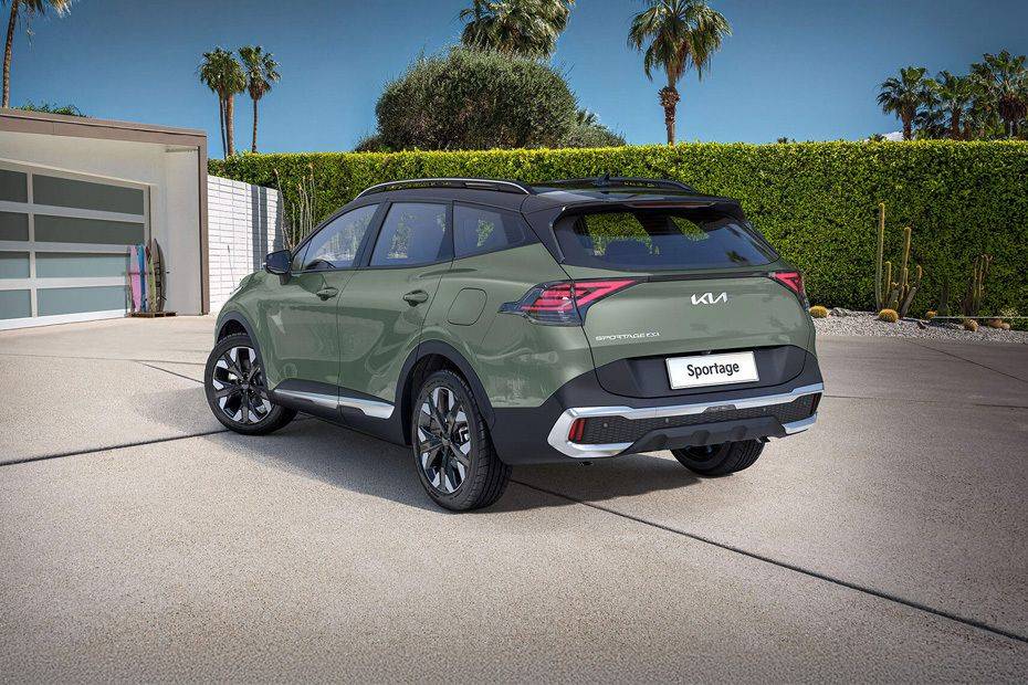 Rear Cross Side View of KIA Sportage L Rear Cross Side View of KIA Sportage L