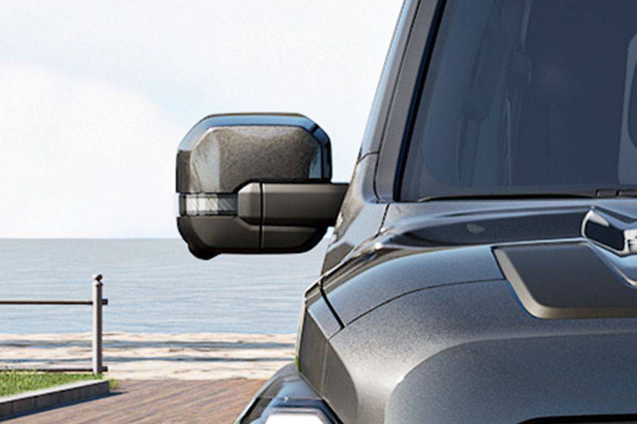 كيا تاسمان Drivers Side Mirror Front Angle كيا تاسمان Drivers Side Mirror Front Angle
