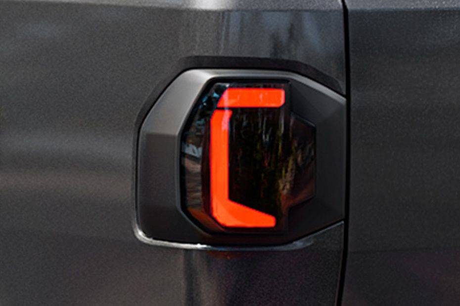 تاسمان Tail light تاسمان Tail light