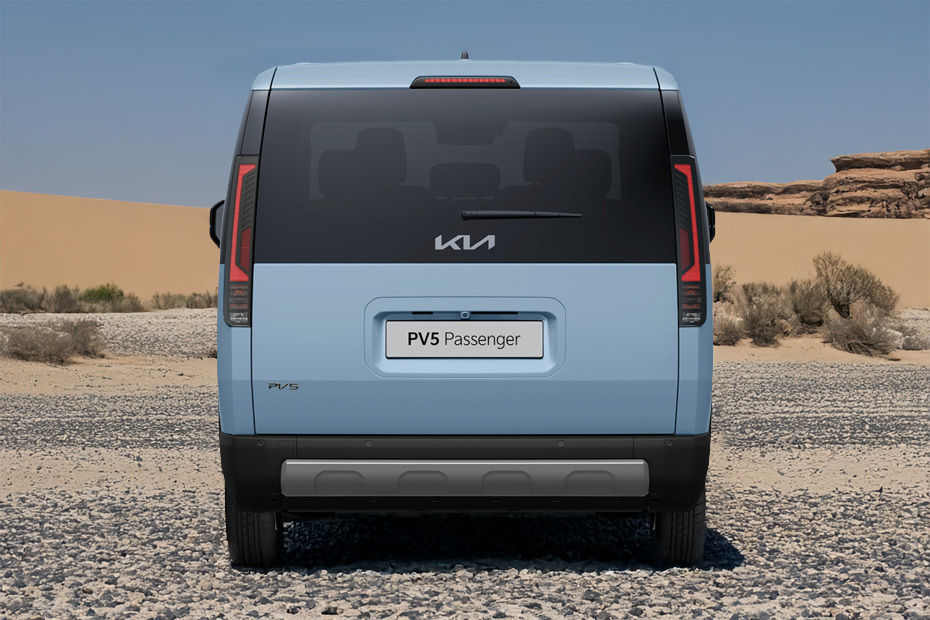 Full Rear View of كيا PV5