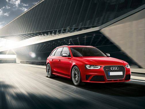 أودي RS 4 Avant Front Medium View