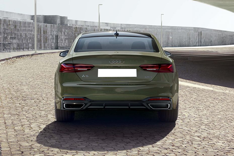 Rear Medium View of أودي A5 كوبيه Rear Medium View of أودي A5 كوبيه