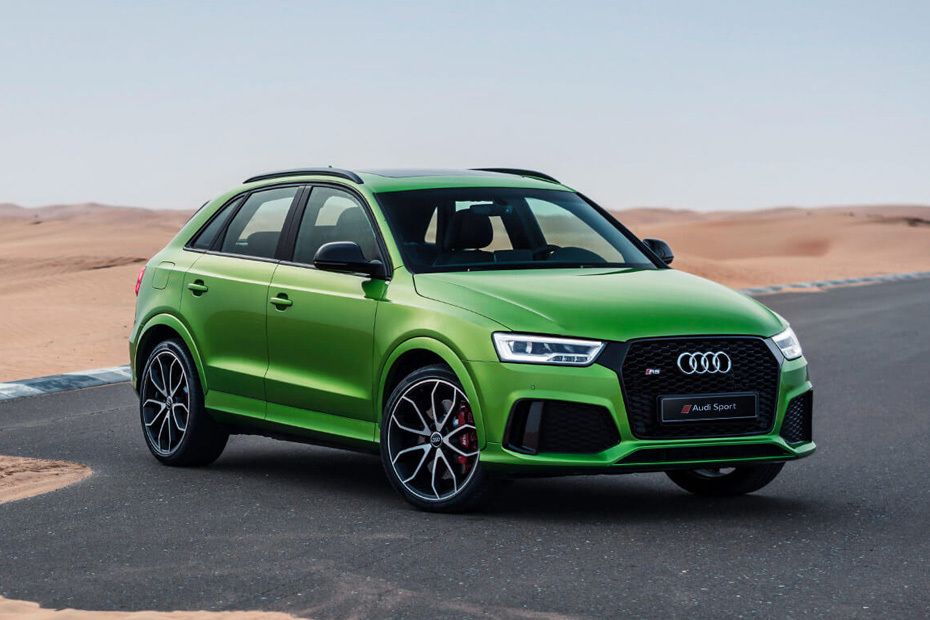 أودي RS Q3 (2017-2022) Front Cross Side View