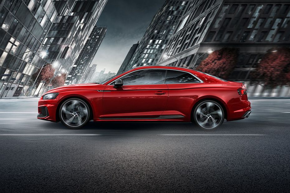 RS 5 Coupe Side view RS 5 Coupe Side view