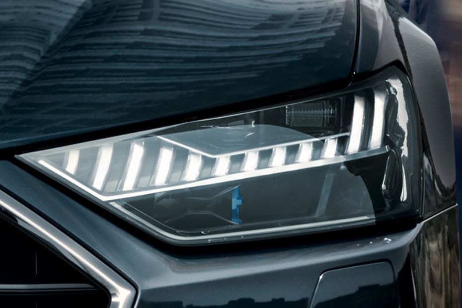 أيه 7 سبورتباك Headlight أيه 7 سبورتباك Headlight