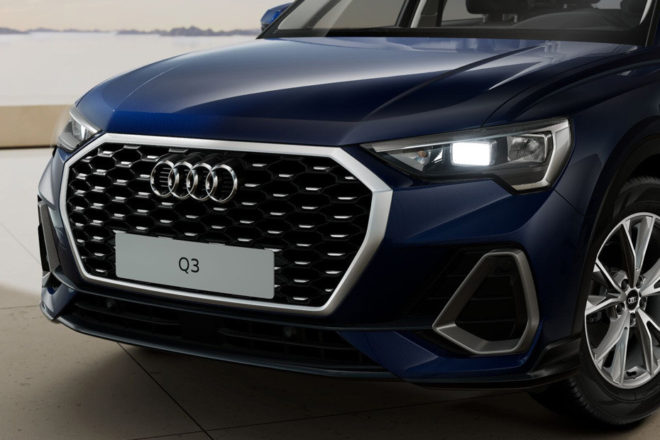 Q3 Sportback Grille View Q3 Sportback Grille View