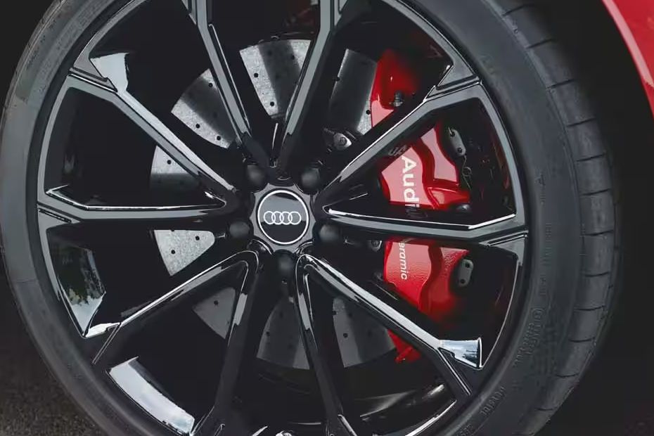 آر إس كيو 3 سبورتباك Wheel آر إس كيو 3 سبورتباك Wheel