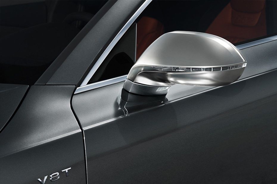 أودي سبورت باك S7 Drivers Side Mirror Front Angle أودي سبورت باك S7 Drivers Side Mirror Front Angle