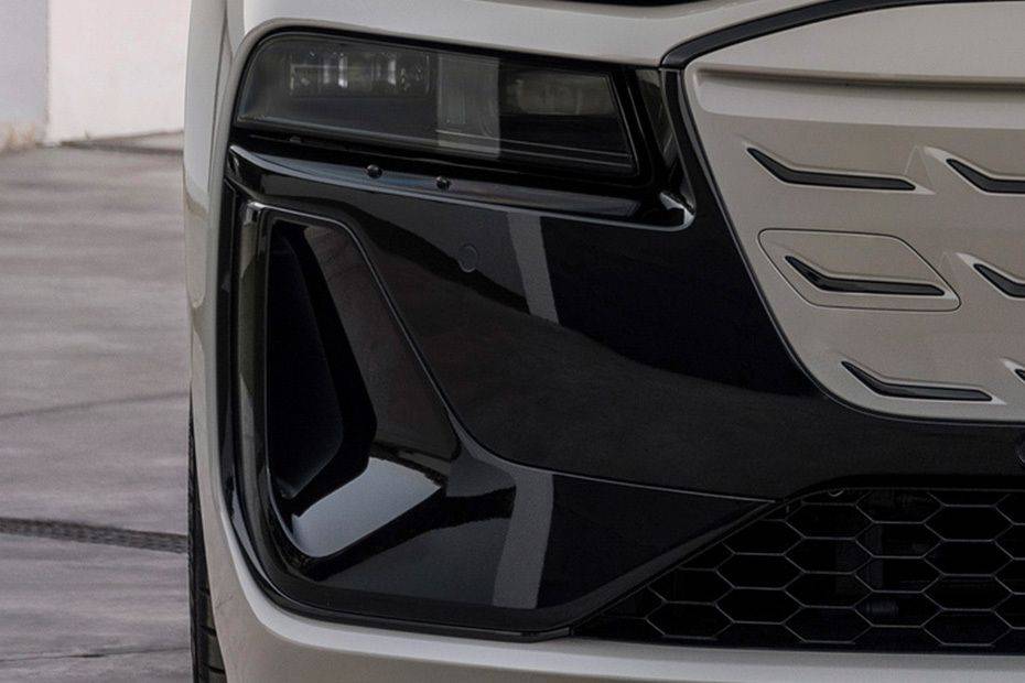 أيه 6 إي-ترون Front Fog Lamp أيه 6 إي-ترون Front Fog Lamp