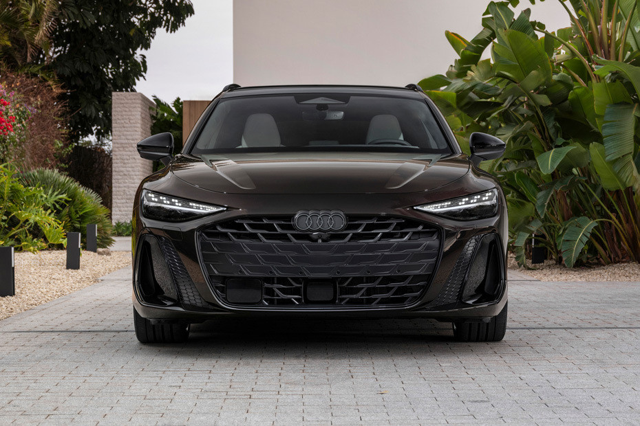 Full Front View of A6 Avant Full Front View of A6 Avant