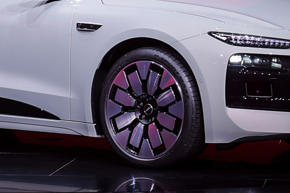 A6L إي-ترون Wheel A6L إي-ترون Wheel