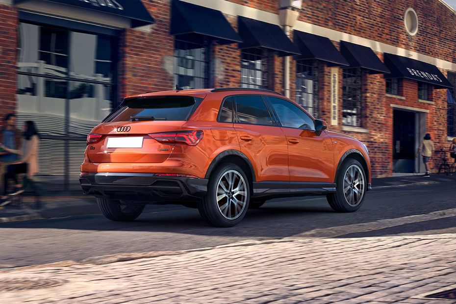 Rear Cross View of Audi Q3 Rear Cross View of Audi Q3