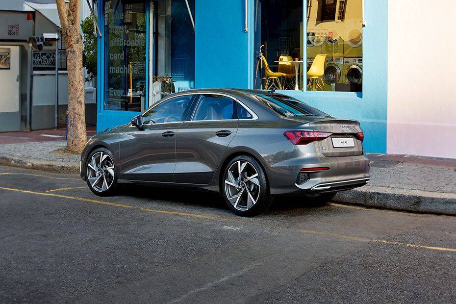 Rear Cross View of أودي A3 (2022-2024) Rear Cross View of أودي A3 (2022-2024)