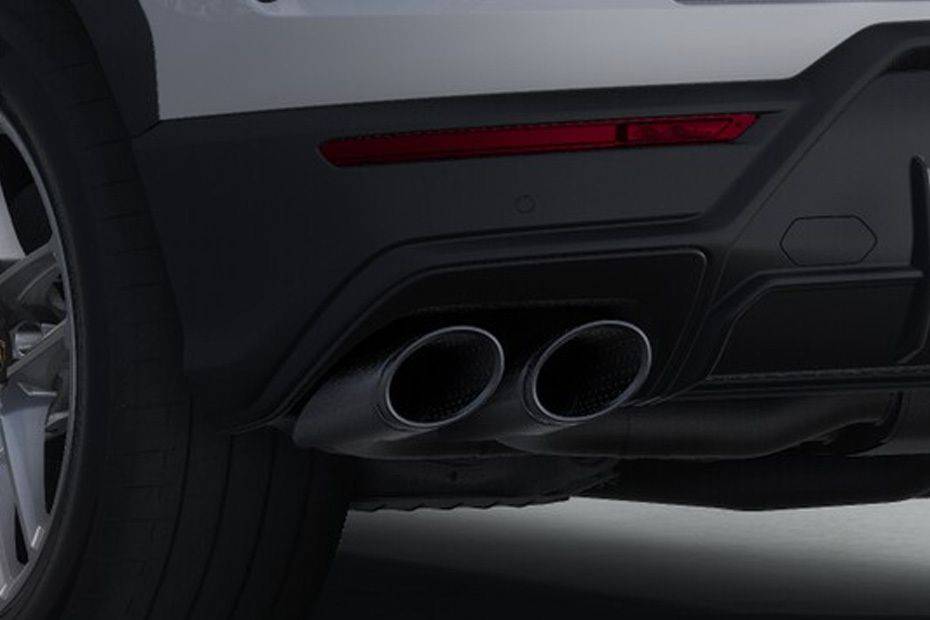 Exhaust Pipe of لامبورجيني أوروس Exhaust Pipe of لامبورجيني أوروس