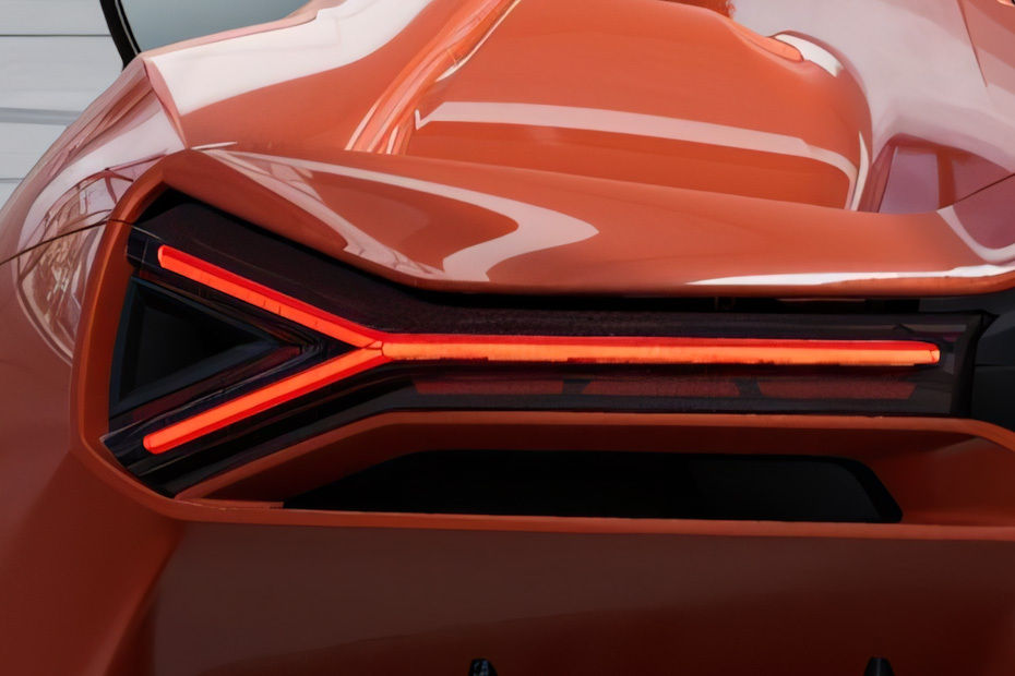 ريفويلتو Tail light
