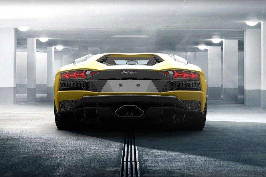Full Rear View of Lamborghini Aventador Full Rear View of Lamborghini Aventador