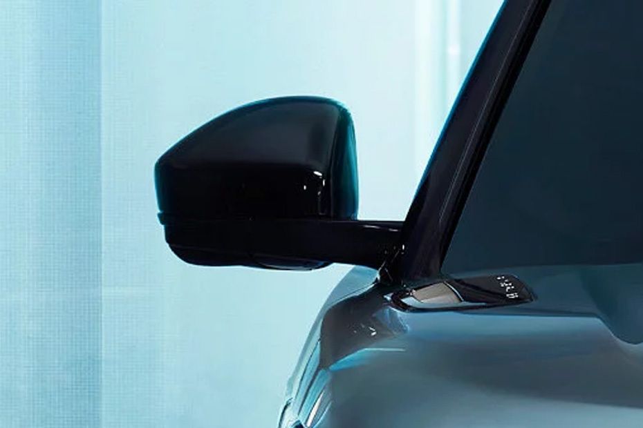 Land Rover Range Rover Velar Drivers Side Mirror Front Angle Land Rover Range Rover Velar Drivers Side Mirror Front Angle