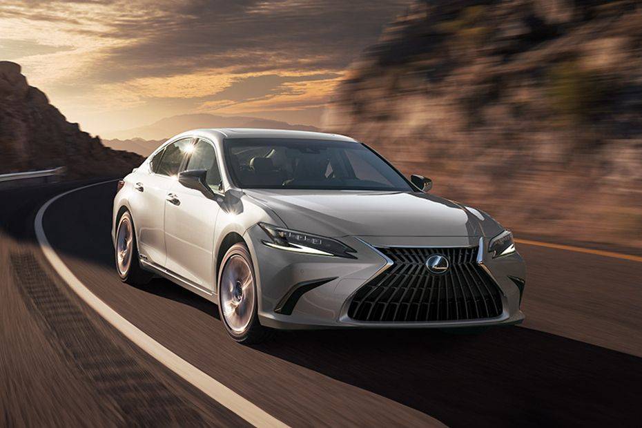لكزس ES Hybrid (2022-2023) Front Cross Side View لكزس ES Hybrid (2022-2023) Front Cross Side View