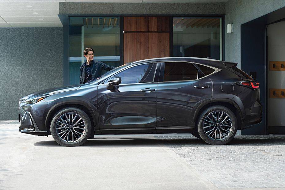 Lexus NX Hybrid (2022-2024) Full Side View Lexus NX Hybrid (2022-2024) Full Side View