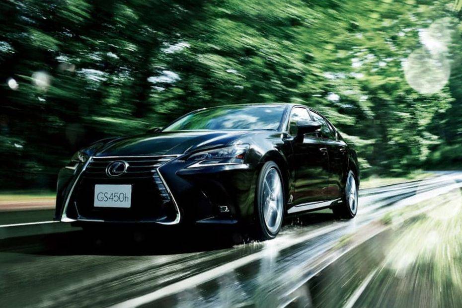 لكزس GS Hybrid Front Side View لكزس GS Hybrid Front Side View