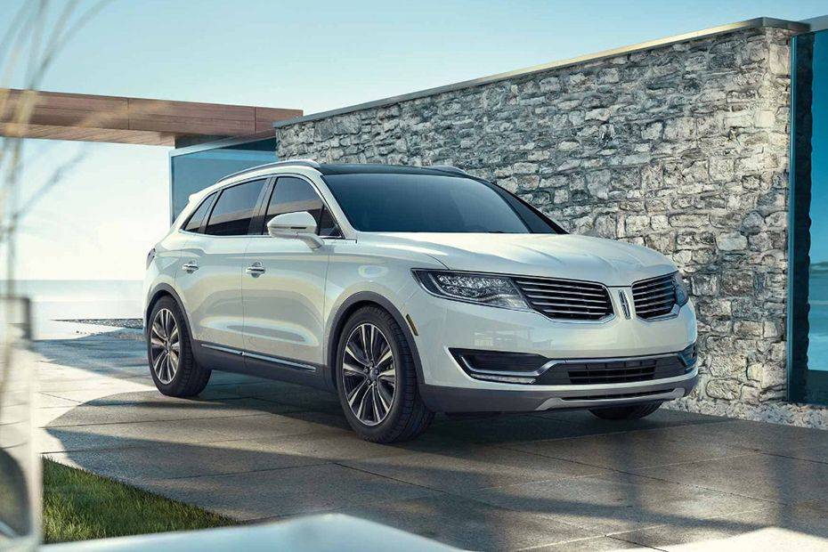 Lincoln MKX Front Cross Side View Lincoln MKX Front Cross Side View