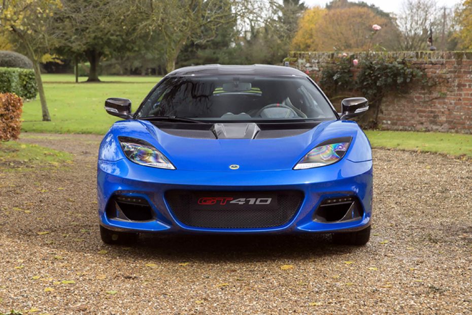 Full Front View of Evora Full Front View of Evora