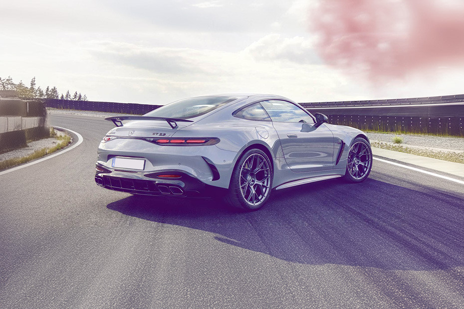 إيه إم جي جي تي 2025 Rear angle view إيه إم جي جي تي 2025 Rear angle view