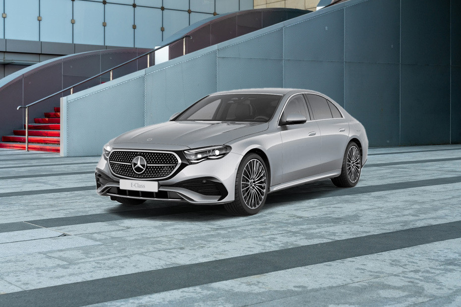Mercedes-Benz AMG E-Class Front angle low view Mercedes-Benz AMG E-Class Front angle low view