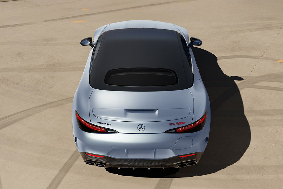 Full Rear View of مرسيدس بنز إيه إم جي إس إل 2026 