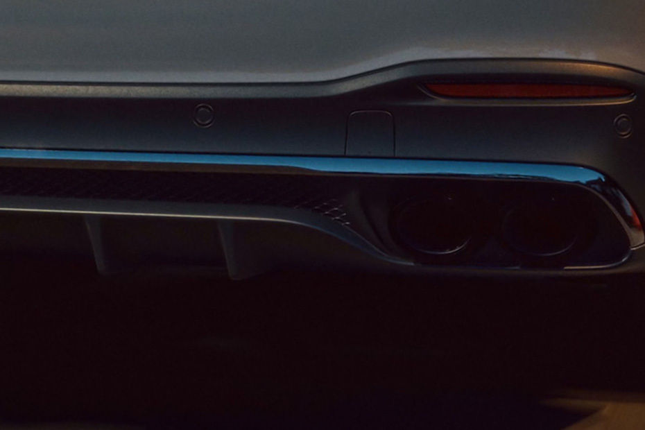 Exhaust Pipe of مرسيدس بنز إيه إم جي جي إل إي